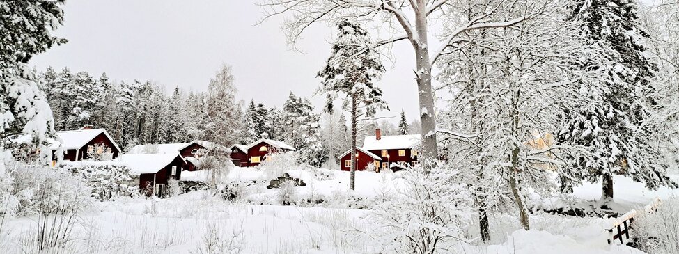 Snötäckt Snöå Bruk i Dalarna. Foto: Anja Hoppe.